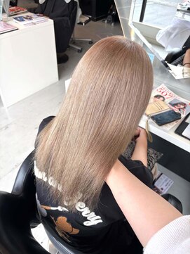 フォルテ 城北店 ブリーチ3回 クリームベージュ