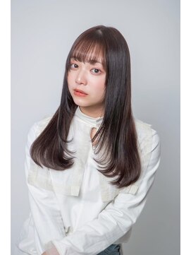 ルフュージュ バイ プロデュース 相模大野店(Refuge by Produce) チョコレートブラウン/レイヤーカット/ストレートロング