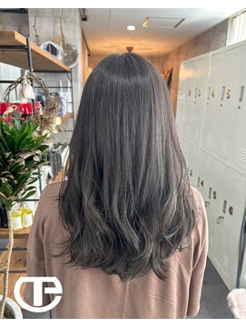 トゥーミー(to mee) スモーキーグレージュ♪【新田】