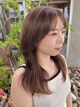 美容室 ビ フェスカ(B FESCA) レイヤーカット/2wayバング/透明感カラー/ツヤ髪