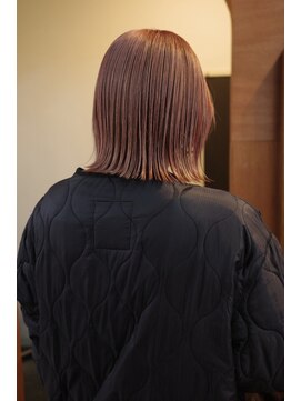 チャプター 問屋町(chapter) 髪質改善切りっぱなしボブ外はねボブヘイリーボブピンクベージュ