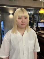 ギフトサニーサイド(gift sunny side)&nbsp;ぱつっとヘアに顔まわりレイヤー