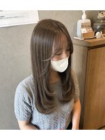 カナモロカ(CANAMO ROCA) レイヤーカット/カーキーベージュ