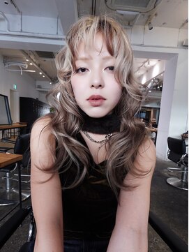 アルバム 新宿(ALBUM SHINJUKU) ニュアンスレイヤーブリーチミルクティーセミロング_F21426