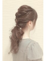 モリオ フロム ロンドン サッポロファクトリー店(morio FROM LONDON)&nbsp;【morio】ポニーテールアレンジ