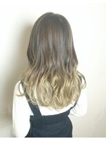 トリート 浦安店(TREAT)&nbsp;ロング×クリーミーベージュ_TREAT浦安