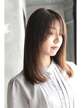 ルレ(Relais) 上品ストレートアッシュグレージュ