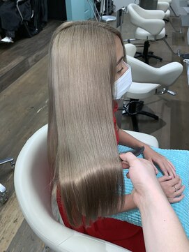 リーホリエ(Lee Horie) Gyo指名限定　髪質改善カラー&高濃度幹細胞トリートメント