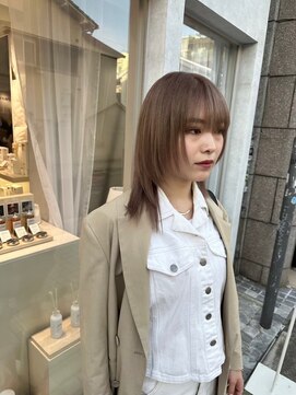 イキ 表参道(iki omotesando) ミディアムヘア/スラッシュ/グレージュカラー/デザインカラー