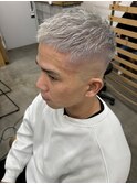 【cuzKLUB】バーバースタイル ホワイト×スキンフェード［池袋］