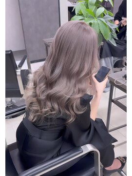 クヴェルアンドコー(Kvell&Co.) 透明感！ホワイトミルクティー！