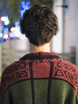 ビュートリアム 福岡(BEAUTRIUM) 自然乾燥で決まるクセ毛風ハンサムショート