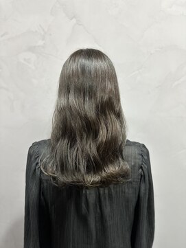 リラン 大宮(Lilan) カール/セミディ/シアーカラー/姫カット