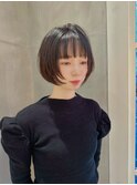 丸みショートボブ×顔周りレイヤー