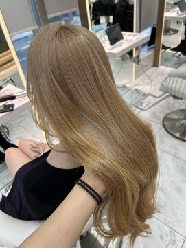 ロンドルピナス 小倉(Lond Lupinus) ミディアムレイヤーカット/似合わせカット/大人ガーリー/20代