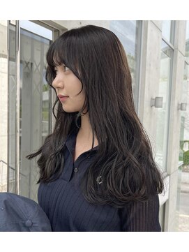 ヒュエ 表参道(Hue) レイヤーカットグレージュカラー._.