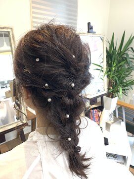 サンビスヘアーデザイン(3bis hair design) 編み下ろしスタイル