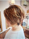 小顔効果ショートヘアー