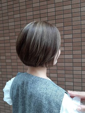 ルムーン(roomoon) 《イルミナカラー×ハイライト☆ボブ》