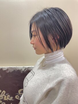 ヘアアンドスペース ベロン(hair&space velon) 黒髪ツーブロックショートボブ