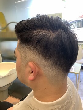 ピクニック(PICNIC) メンズオススメ　フェードスタイル