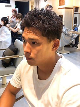ヘアリゾート粋 ウナム 新宿東口店(enam) ベリーショート/パーマ