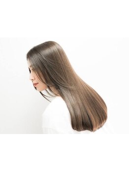 《髪質改善完全個室サロン》大人気の"COREME\0"に加え話題の髪質改善"酸熱"”水素”75%OFF