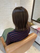 ホロイムア(Holoimua) #トレンドを織り交ぜた#きりっぱなし風#外ハネ