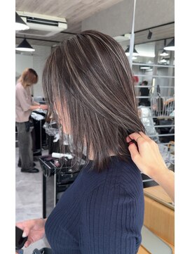 レディアル 大宮(REDEAL ope.) 【ハイライト】ベージュハイライトバレイヤージュ