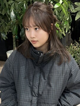 リト(riTo) ナチュラルブラウンゆるふわハーフアップ