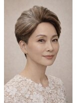 マリブ Malibu&nbsp;「白髪ぼかし×立体ボリュームショート」上品若見えシルエット