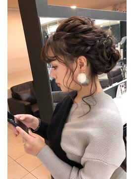 ランズ アネックス 梅田(LANDS ANNEX) 【ヘアセット】編み込みハーフアップ/くるみちゃんヘア/梅田駅
