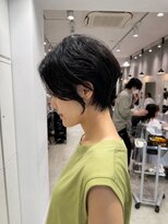 ビブ(VIV)&nbsp;大人美人丸みショートボブ白髪ぼかしハイライト川崎