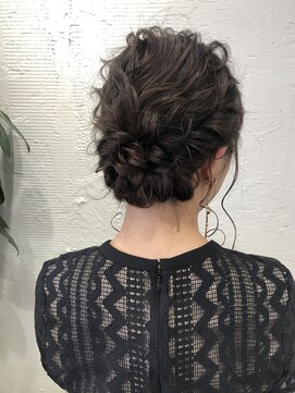 クエット デ プレジール イースタイル(COUETTE des PLAISIR e-style) 二次会＊シニヨンスタイル＊