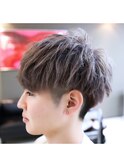メンズも得意☆王道ショートマッシュ×プラチナシルバー