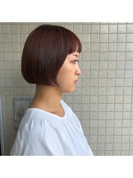 イツモノトコロ(kami to zakka) 【イツモノトコロ】ぱっつんミニボブ×ブラッドオレンジ