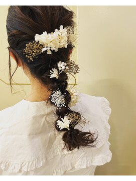 ヘアメイク ジェイエム 編みおろし