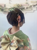 お振袖にポニーテールアレンジ