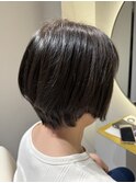 暗髪カラー×ショートボブ