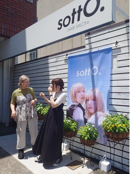 ソット(sottO.)の写真/全体の8割が女性スタイリスト/お悩み解決ならお任せ≪髪質改善/似合わせ提案/丁寧なカウンセリング≫
