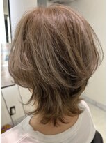 ビューティドレッセヤマノ 池袋パルコ(Beauty Dresse YAMANO)&nbsp;【レイヤー】【ミディアムウルフ】【ハイライトカラー】