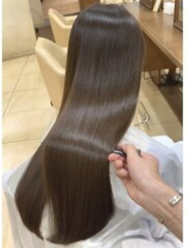 ザック ヴィ(ZACC vie) ステキ女子の艶感!縮毛矯正ストレート