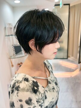 モナバイルーブル(MONA by Louvre) 【MONA】束感ハンサムショート/束感カット/似合わせカット