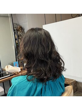 ポタム 東中野(potamu) 秋におすすめ！くりっと大人ミディアムパーマ