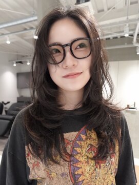 テクネ 天神大名(techne) 天神大名レイヤーカット大人レイヤーくびれヘアロング今泉