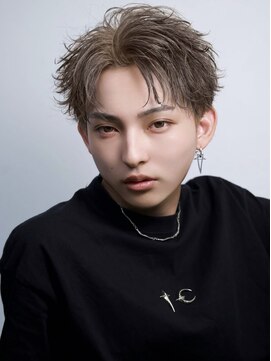 アストラ(ASTRA) MEN’S HAIR/サーフカール/刈り上げセンターパート