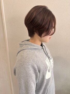 シキ(C key) ショートボブ