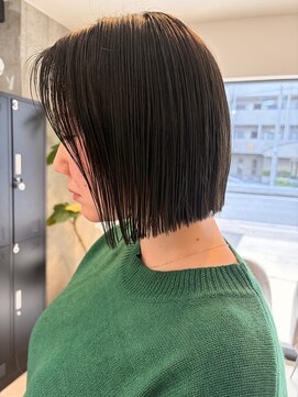 アトラス(ATRAS) 切りっぱなし×タッセルボブ　ツヤ髪スタイル