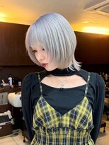 アンドケー 那覇おもろまち店(and K)&nbsp;ブリーチカラー/ホワイトシルバー/ハッシュカット