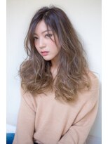 透け感が大人可愛いとろみウエーブロング